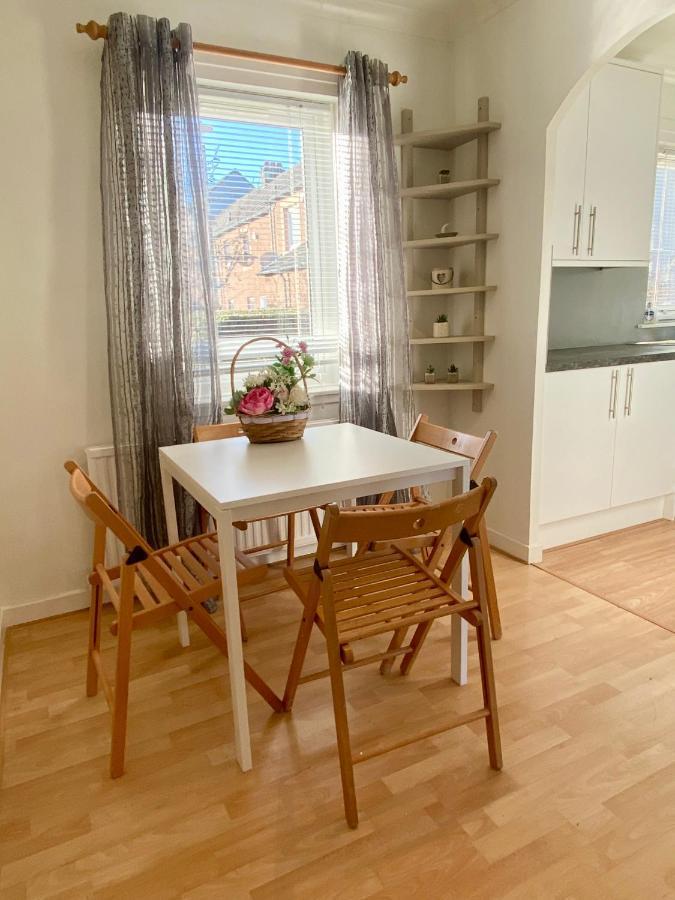Cosy Cottage With Free Parking Close To Airport EDI Kültér fotó